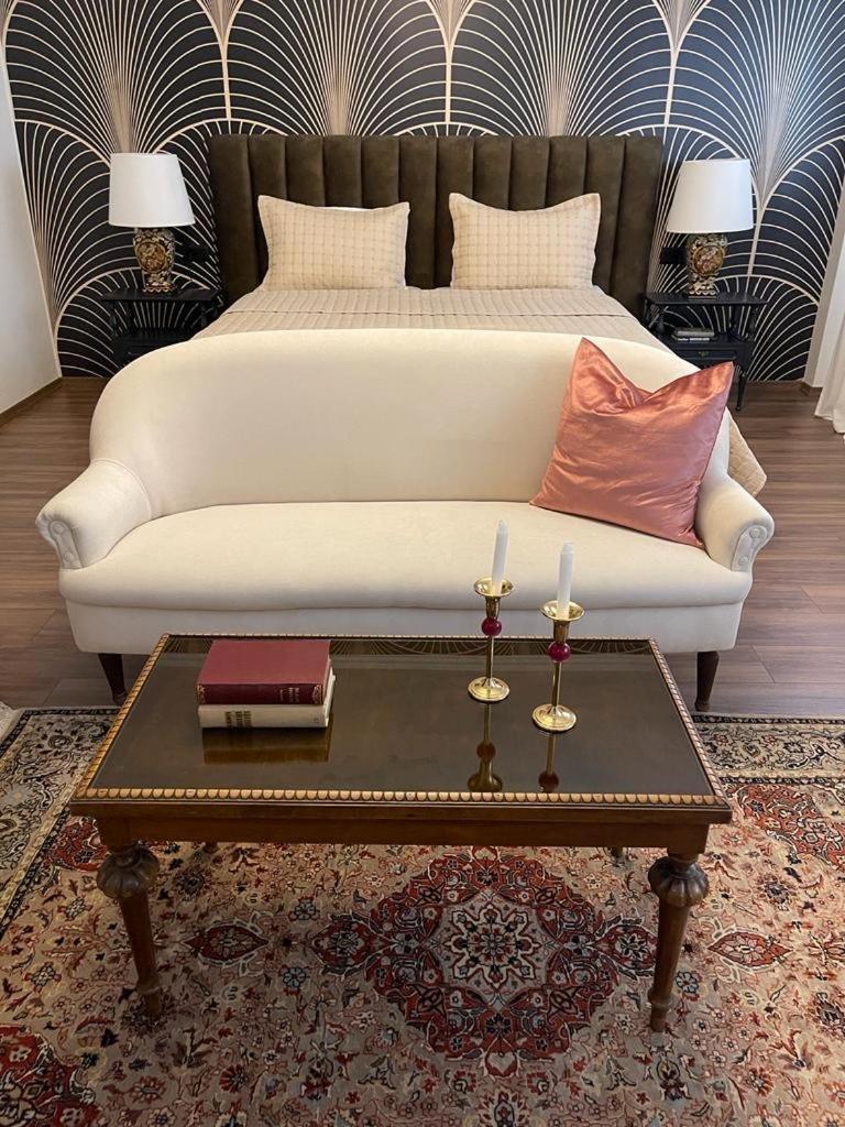Novi'S Luxury Apartment 2 Gjirokastër Eksteriør bilde